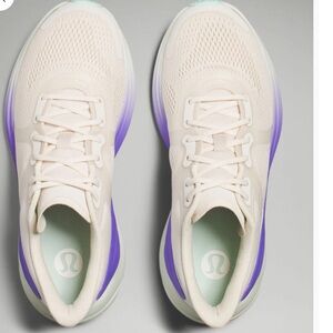 Pre loved 🌺 Lululemon Blissfeel Womens Running Shoe
Light Ivory Indigo  Mint 7